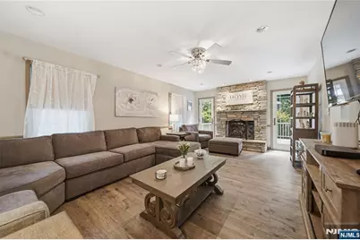 49 Skytop Drive, Mahwah, NJ 07430 - Photo 10