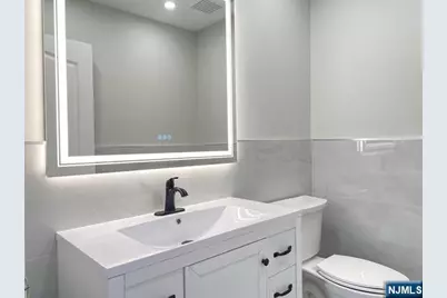 433 8th Street A #A, Palisades Park, NJ 07650 - Photo 4