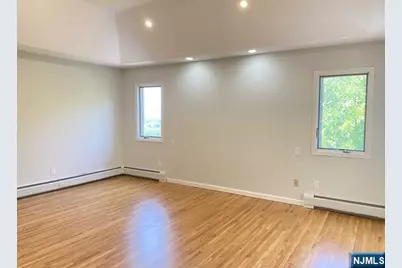 433 8th Street A #A, Palisades Park, NJ 07650 - Photo 14
