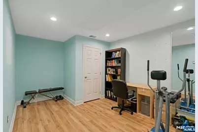 2262 Nash Court, Mahwah, NJ 07430 - Photo 24
