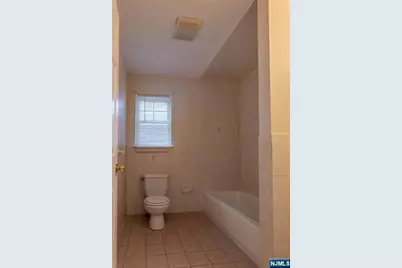 30 Triton Terrace 3 #3, Newark, NJ 07104 - Photo 16