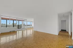 6 Horizon Rd, Fort Lee, NJ 07024 - Photo 12