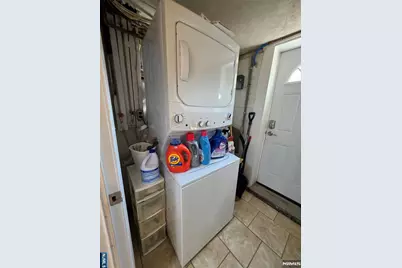 433 Thompson Street, Hackensack, NJ 07601 - Photo 12