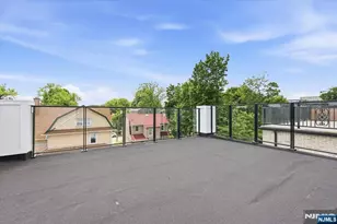 30 Lafayette Ave, Cliffside Park, NJ 07010 - Photo 36