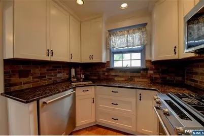 64 Hopper Avenue, Pequannock Township, NJ 07444 - Photo 18