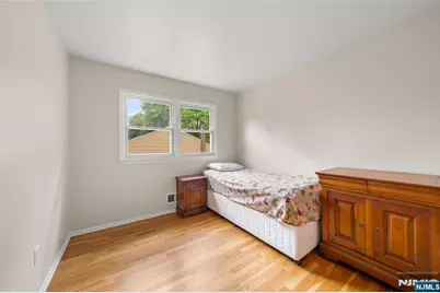 89A Forsythia, Paramus, NJ 07652 - Photo 16