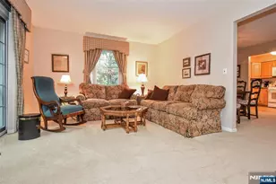 279 Collignon Way 5, River Vale Township, NJ 07675 - Photo 12
