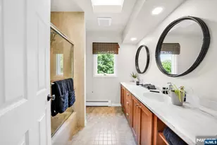 11 Hemlock Ln, Kinnelon, NJ 07405 - Photo 32
