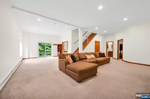 11 Hemlock Ln, Kinnelon, NJ 07405 - Photo 34