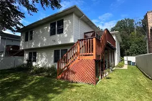 246 Lee St, Elmwood Park, NJ 07407 - Photo 2