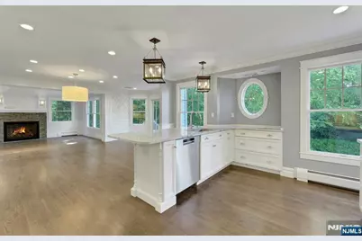 28 Serrell Drive, Montvale, NJ 07645 - Photo 10