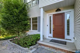 28 Serrell Dr, Montvale, NJ 07645 - Photo 2
