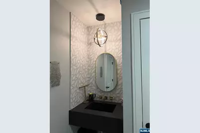 18 Sunrise Terrace, Bergenfield, NJ 07621 - Photo 6