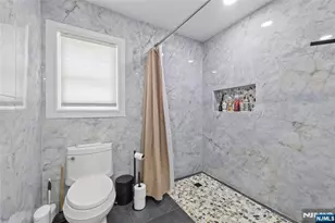 18 Sunrise Terrace, Bergenfield, NJ 07621 - Photo 8