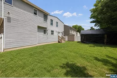 18 Sunrise Terrace, Bergenfield, NJ 07621 - Photo 22