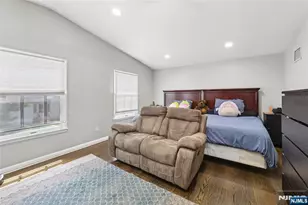 18 Sunrise Terrace, Bergenfield, NJ 07621 - Photo 10