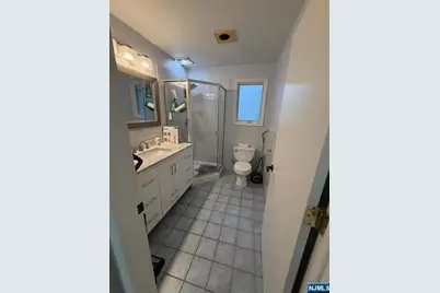 18 Sunrise Terrace, Bergenfield, NJ 07621 - Photo 20