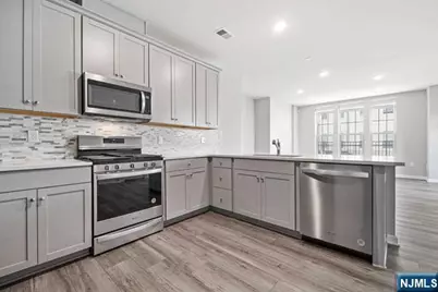2 Arnold Drive 5301 #5301, Wood Ridge, NJ 07075 - Photo 14