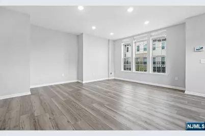 2 Arnold Drive 5301 #5301, Wood Ridge, NJ 07075 - Photo 10