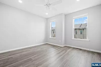 2 Arnold Drive 5301 #5301, Wood Ridge, NJ 07075 - Photo 20