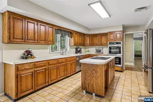 10 Wood Hollow Trail, Upper Saddle River, NJ 07458 - Photo 12