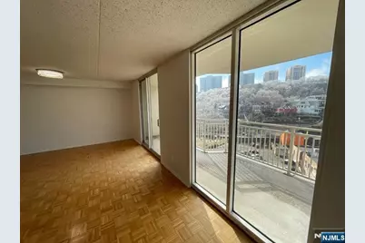 1055 River Road 1004 #1004, Edgewater, NJ 07020 - Photo 20