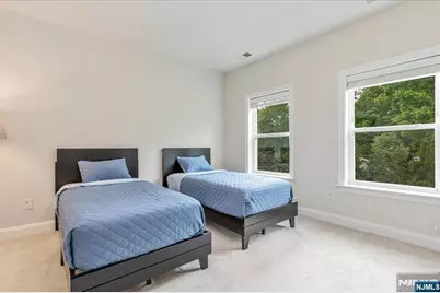 102 Abbe Road, Little Falls Township, NJ 07424 - Photo 16
