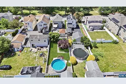 332 Riverside, Lyndhurst Township, NJ 07071 - Photo 8