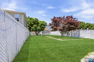 332 Riverside, Lyndhurst Township, NJ 07071 - Photo 6