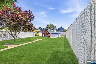 332 Riverside, Lyndhurst Township, NJ 07071 - Photo 6