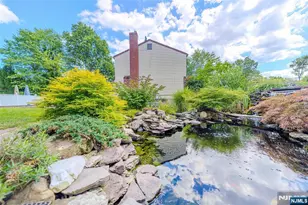 22 Cypress Ln, Paramus, NJ 07652 - Photo 10