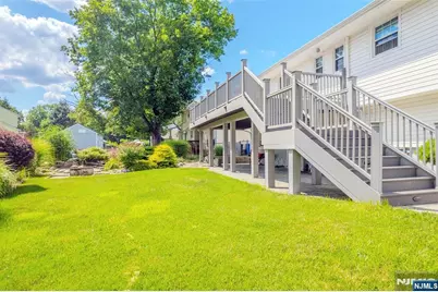 22 Cypress Lane, Paramus, NJ 07652 - Photo 6