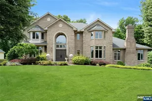 527 Lydia Ln, Wyckoff Township, NJ 07481 - Photo 1