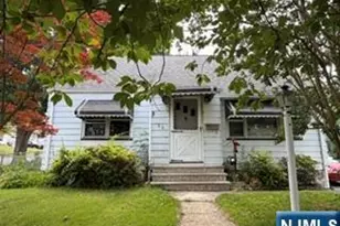 50 Stokes St, Lodi, NJ 07644 - Photo 2