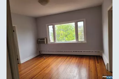 653 New York Avenue, Lyndhurst Township, NJ 07071 - Photo 26