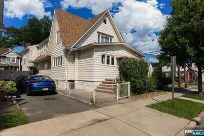 653 New York Avenue, Lyndhurst Township, NJ 07071 - Photo 4