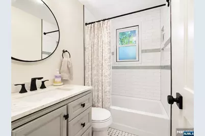 19 Long Avenue, Mahwah, NJ 07430 - Photo 16