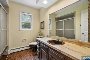 27 Chestnut Ave, Old Tappan, NJ 07675 - Photo 28