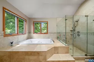 325 Cooper Pl, Paramus, NJ 07652 - Photo 20