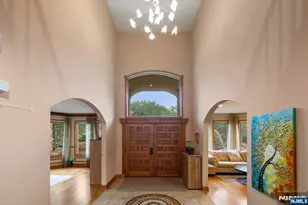 325 Cooper Pl, Paramus, NJ 07652 - Photo 4