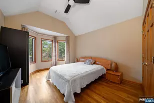 325 Cooper Pl, Paramus, NJ 07652 - Photo 24