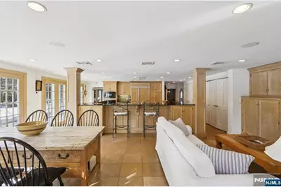 164 E Saddle River Road, Saddle River, NJ 07458 - Photo 8