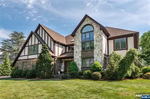 13 Fox Run, Caldwell, NJ 07006 - Photo 1