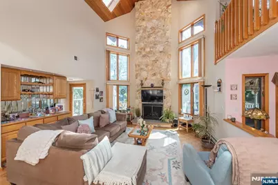 13 Fox Run, North Caldwell, NJ 07006 - Photo 8