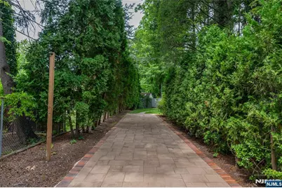 15 Congress Road, Emerson, NJ 07630 - Photo 44