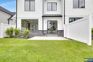 16 Feldman, Paramus, NJ 07652 - Photo 26