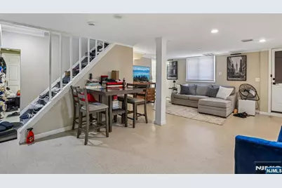 481 Macarthur Avenue 1 #1, Garfield, NJ 07026 - Photo 16