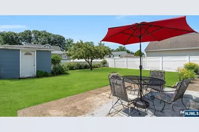 178 Cambridge Avenue, Saddle Brook Township, NJ 07663 - Photo 24