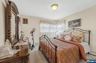 178 Cambridge Ave, Saddle Brook Township, NJ 07663 - Photo 16