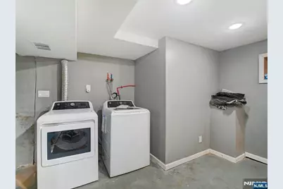 271 Washington Street, Orange, NJ 07050 - Photo 26